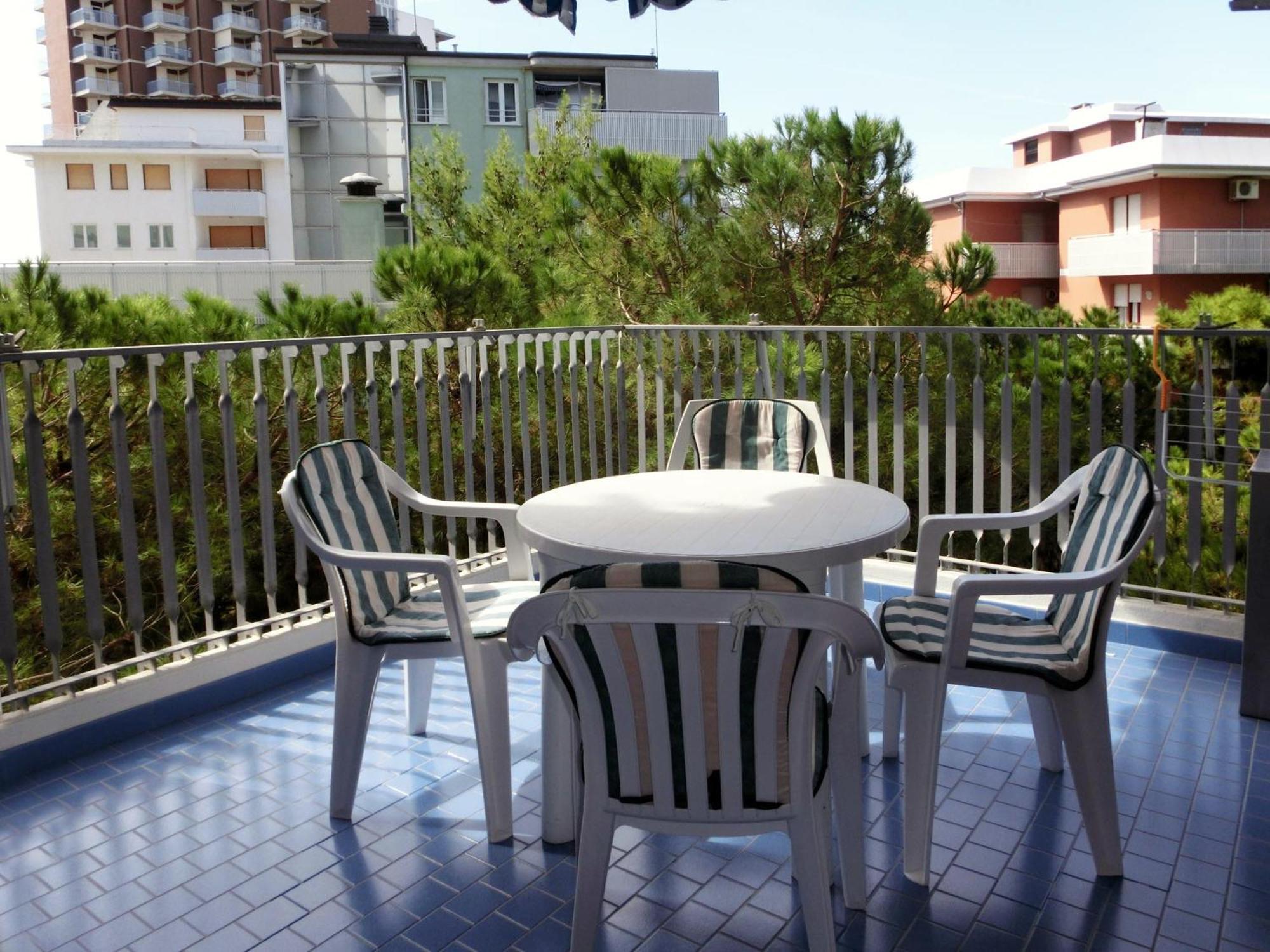 Marco Polo Apartment Lignano Sabbiadoro Luaran gambar