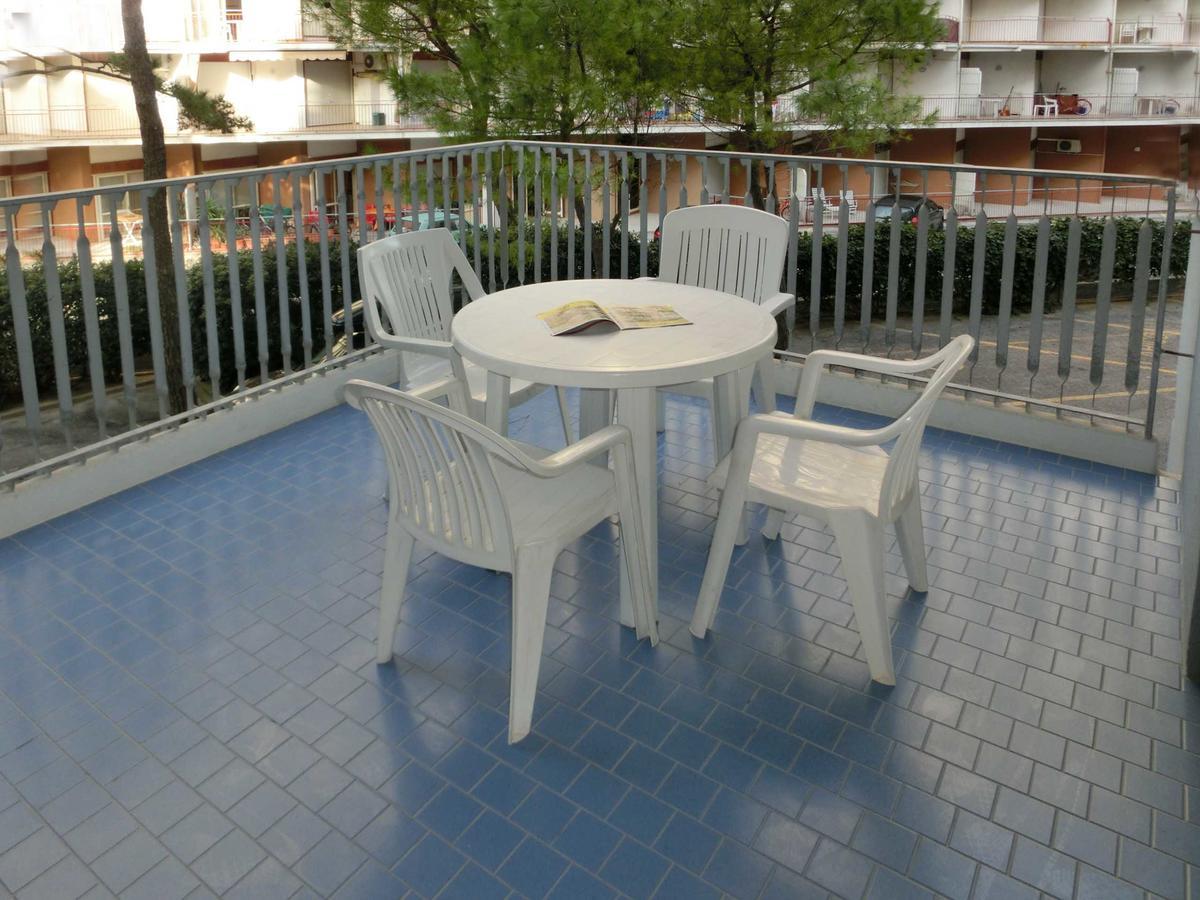 Marco Polo Apartment Lignano Sabbiadoro Luaran gambar
