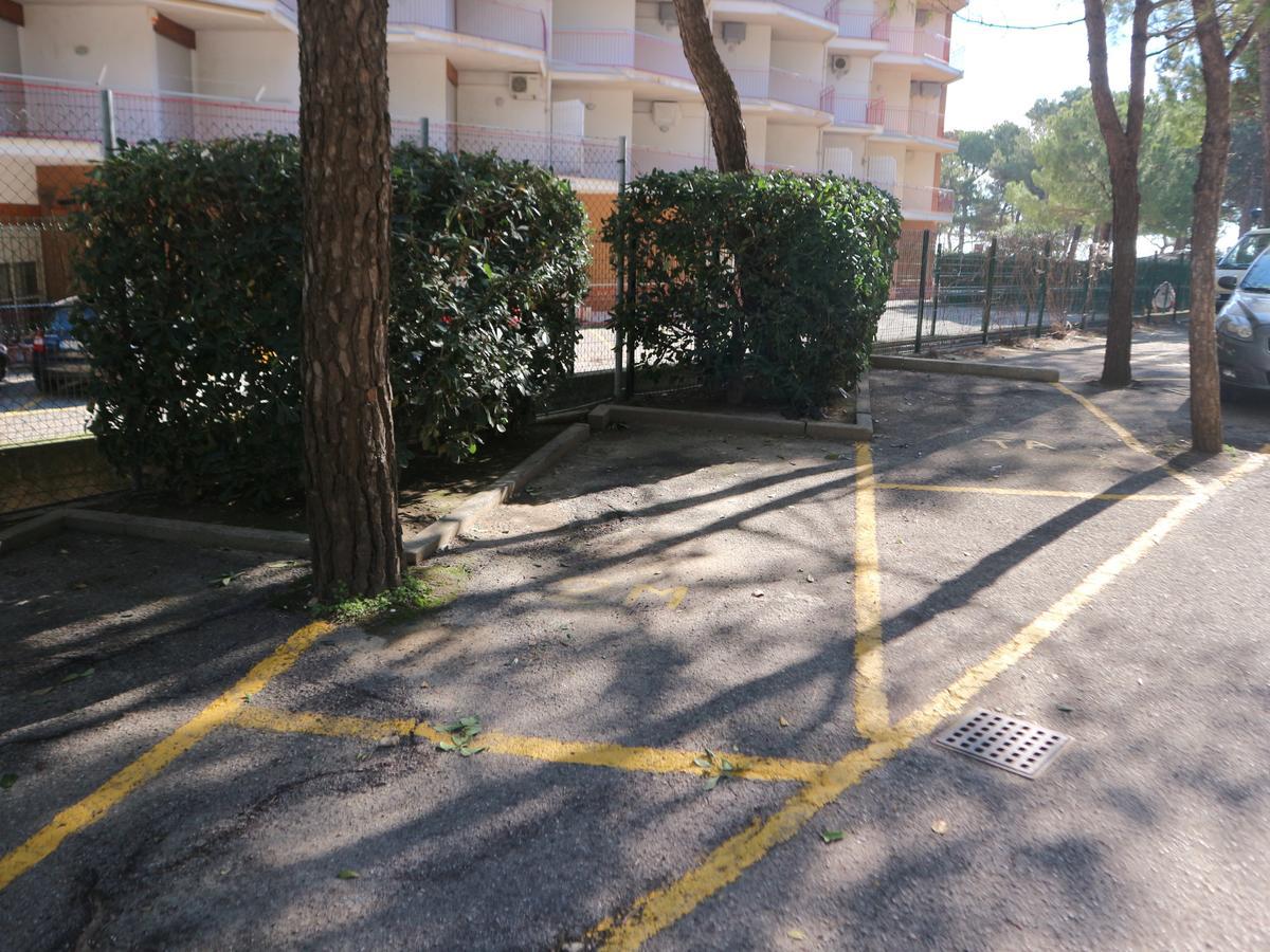 Marco Polo Apartment Lignano Sabbiadoro Luaran gambar